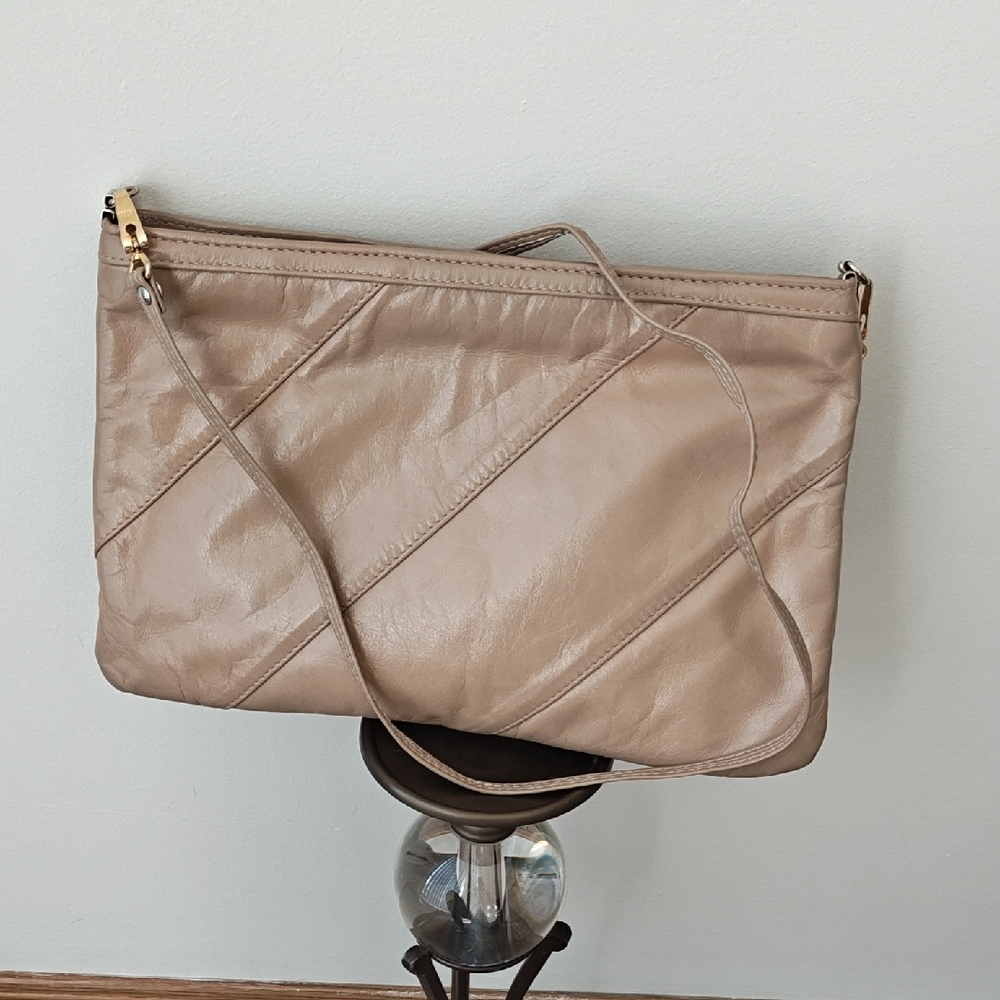 Vintage Karnig Mann Classic Women's Crossbody Bag in Beige